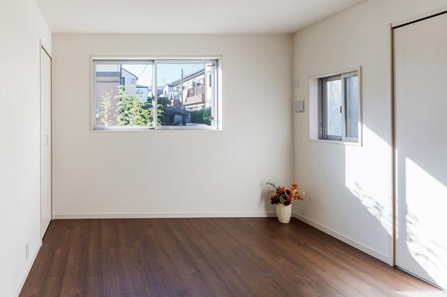 Other. It is the example of construction. It is different from the actual property. 