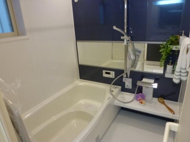 Other. It is the example of construction. It is different from the actual property. 