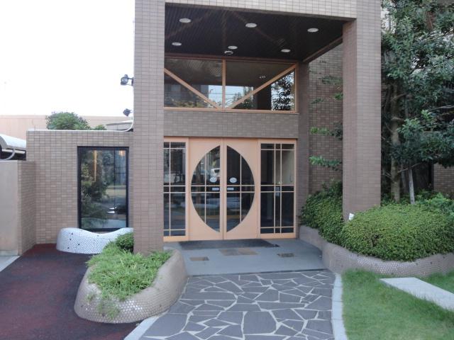 Entrance. 2013 November shooting