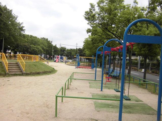 park. Until the southern suburbs park 799m