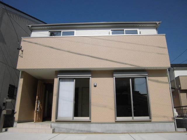  ◆ 1 Building Exterior Photos