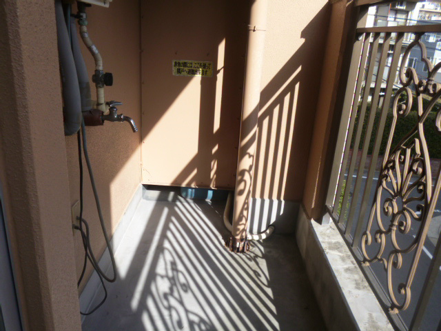 Balcony. Laundry Area