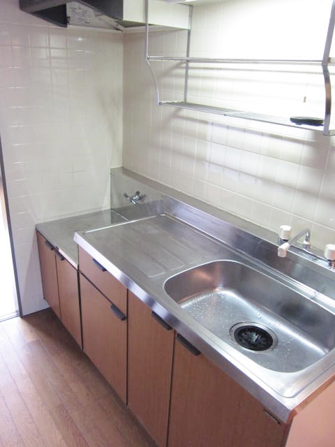 Kitchen. 2 lot gas stoves correspondence