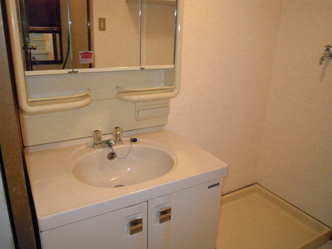 Washroom. Washroom