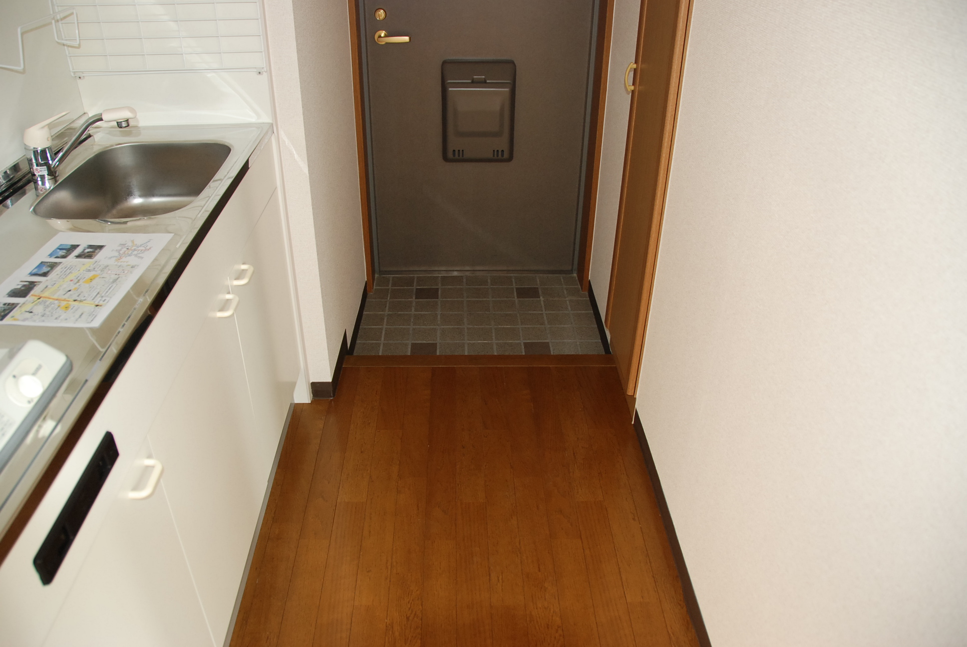 Living and room. Kitchen