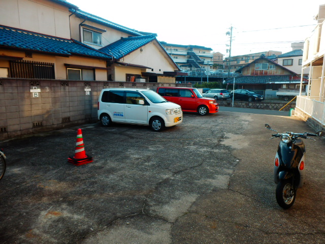 Parking lot