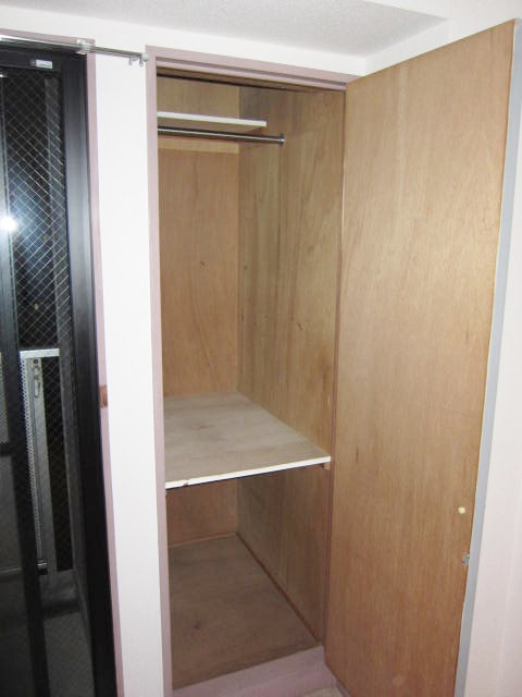 Receipt. closet