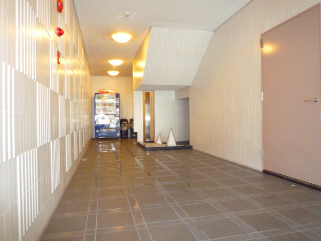 Other common areas. Communal area