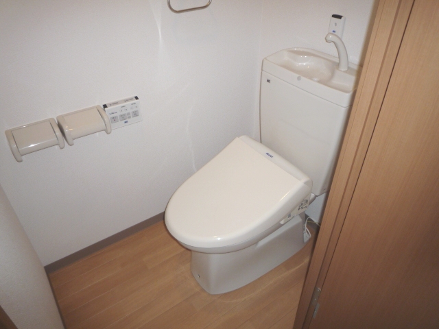 Toilet. Western-style toilet (with washlet)