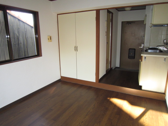 Living and room
