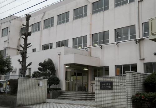 Primary school. Nagoyashiritsudai 710m until the sum elementary school