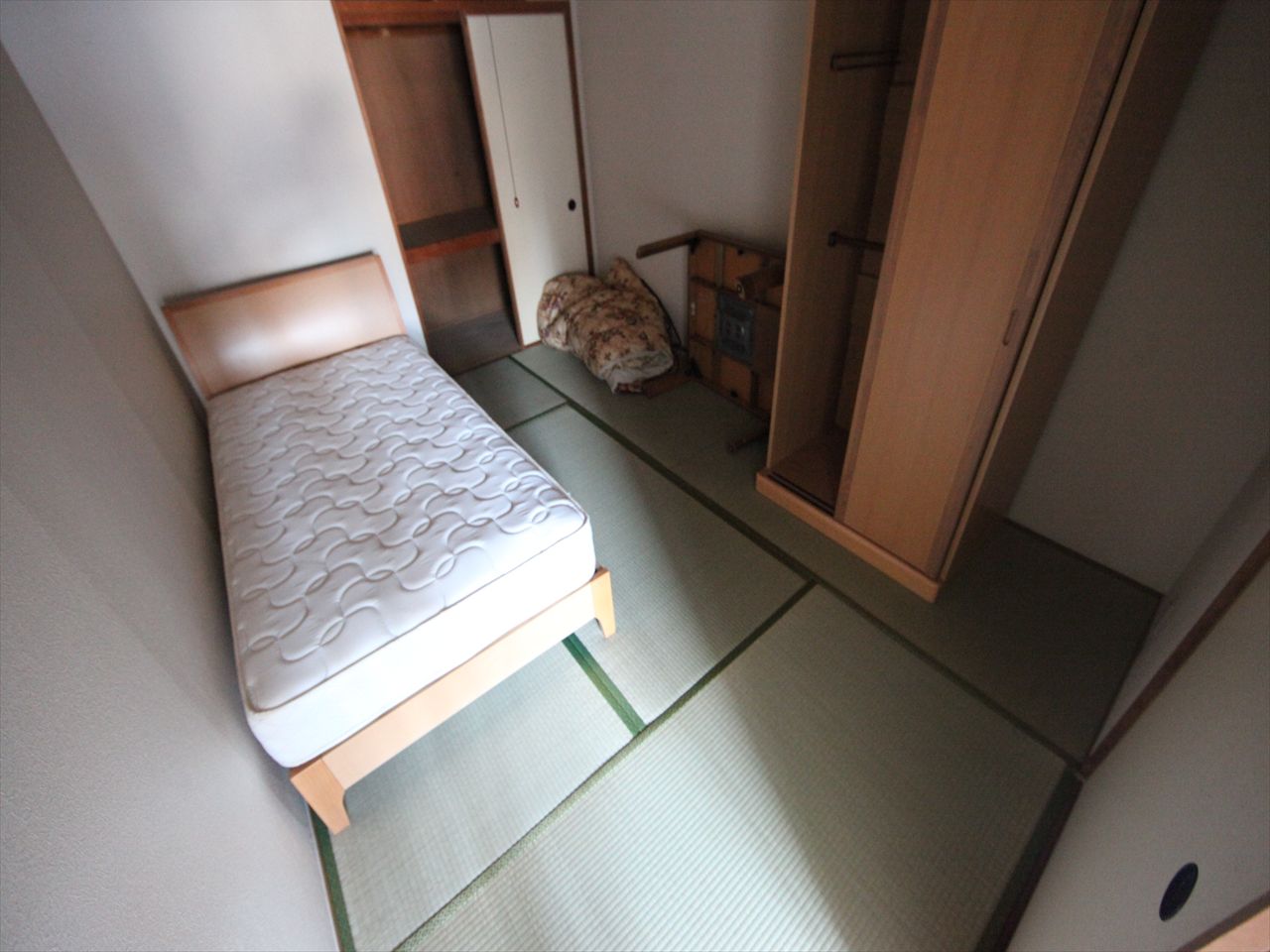 Other room space. Japanese-style room 6 quires With closet (storage rich have)