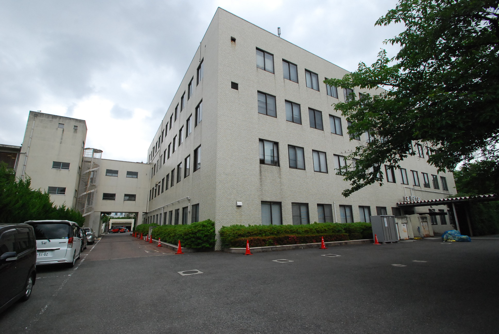 Hospital. 1230m to Aichi Prefectural Shiroyama Hospital (Hospital)