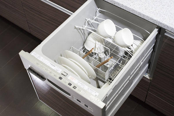 Kitchen.  [Dish washing and drying machine] Washing the dishes of about 37 points at a time ・ The drying can dish washing and drying machine, Adopt an easy-to-use pull-out. Time and effort of cleaning up is greatly reduced (same specifications)