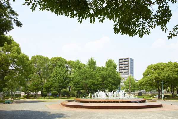 Features of the building.  [appearance] Has been CG synthesizing Exterior - Rendering in photographs taken the Fukiage park, In fact a slightly different