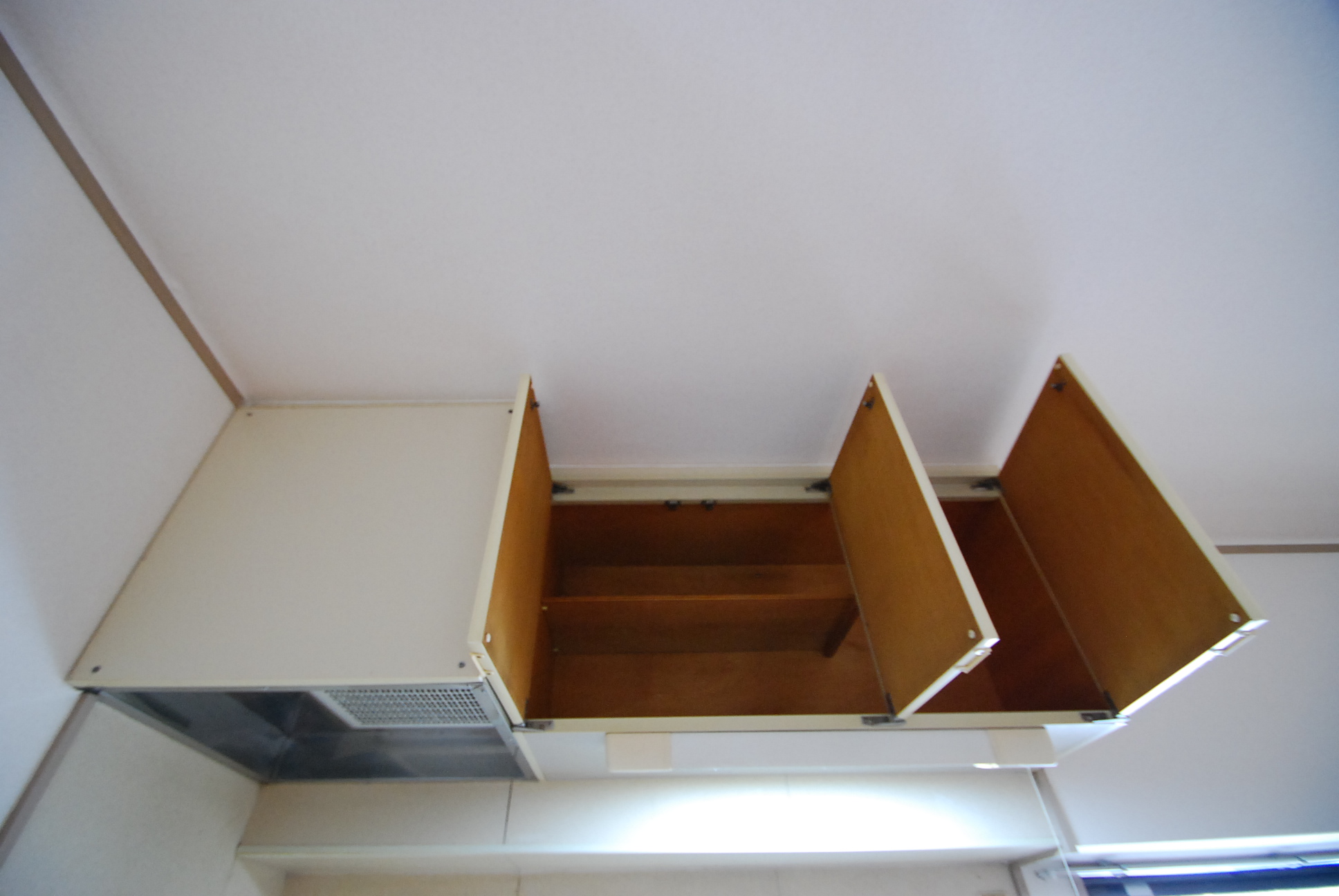 Receipt. Kitchen storage