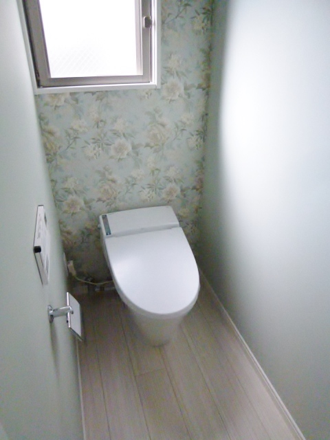 Toilet. ☆ Toilet (with washlet) Yes window ☆
