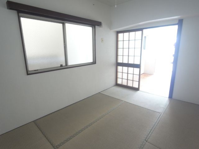 Living and room. Is a Japanese-style room