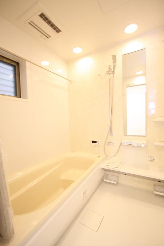 C Building bathroom