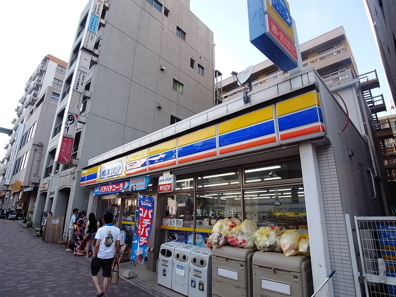 Convenience store. MINISTOP Kakuozan Station store up to (convenience store) 136m