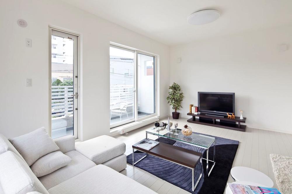 Second floor LDK will be able to live without having to worry about the line of sight from passersby and cars.