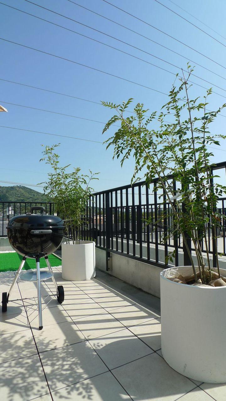 Other. Rooftop balcony same specifications Photos.