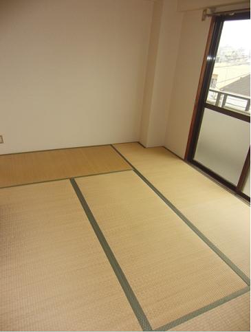 Other. It is a beautiful Japanese-style room (● ^ o ^ ●)