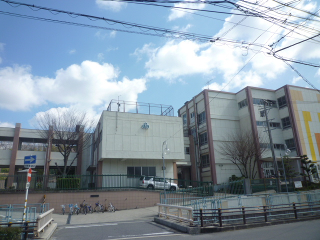 Primary school. 555m to Nagoya standing with elementary school (elementary school)