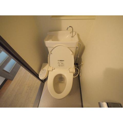 Toilet