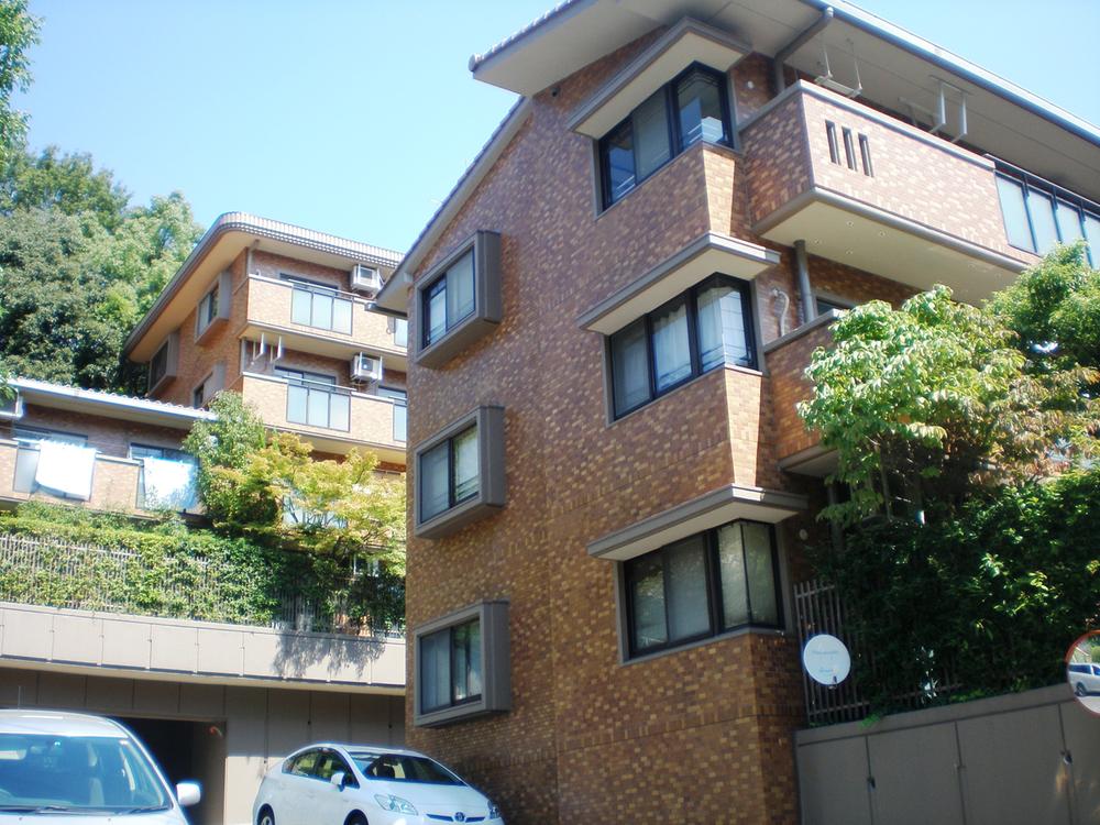 Local appearance photo. Elevator - is equipped with