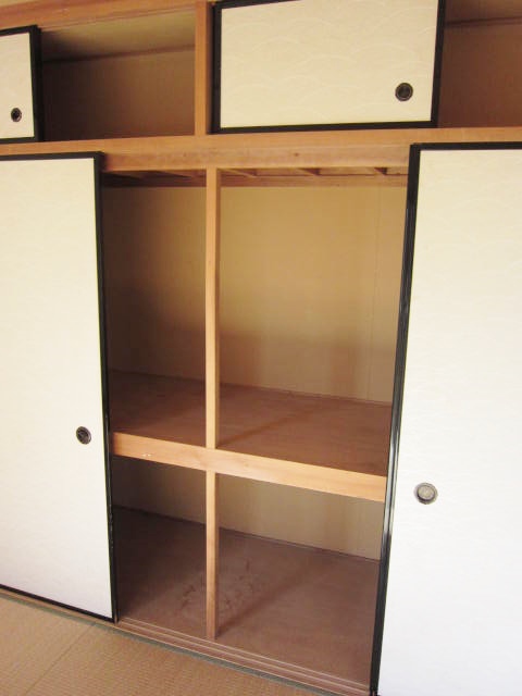 Receipt. Type closet