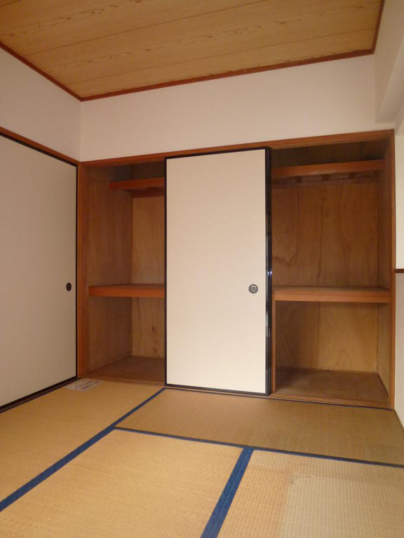 Other room space. Japanese style room