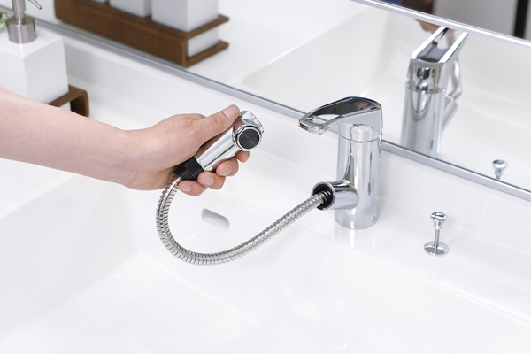 Bathing-wash room.  [Single lever foam mixing faucet] Smooth switching of cold water and hot water. Since the drawer and use, It is also useful for cleaning the bowl (same specifications)