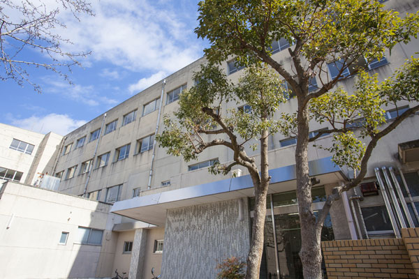 Surrounding environment. Takami Elementary School (a 9-minute walk ・ About 680m)