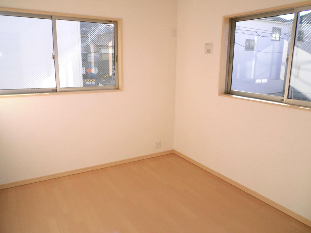 Non-living room. 1 Building (December 2013) Shooting