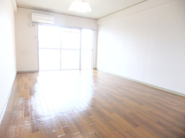 Other room space