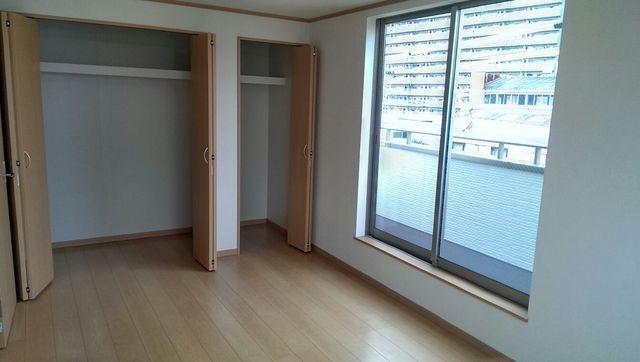 Non-living room. 1 Building Western-style