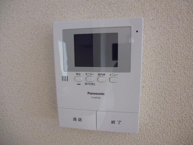 Security equipment. 2013.12.5 shooting