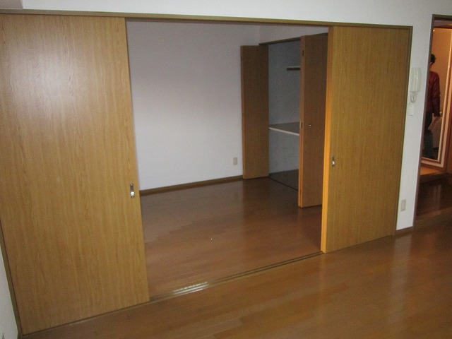 Other room space