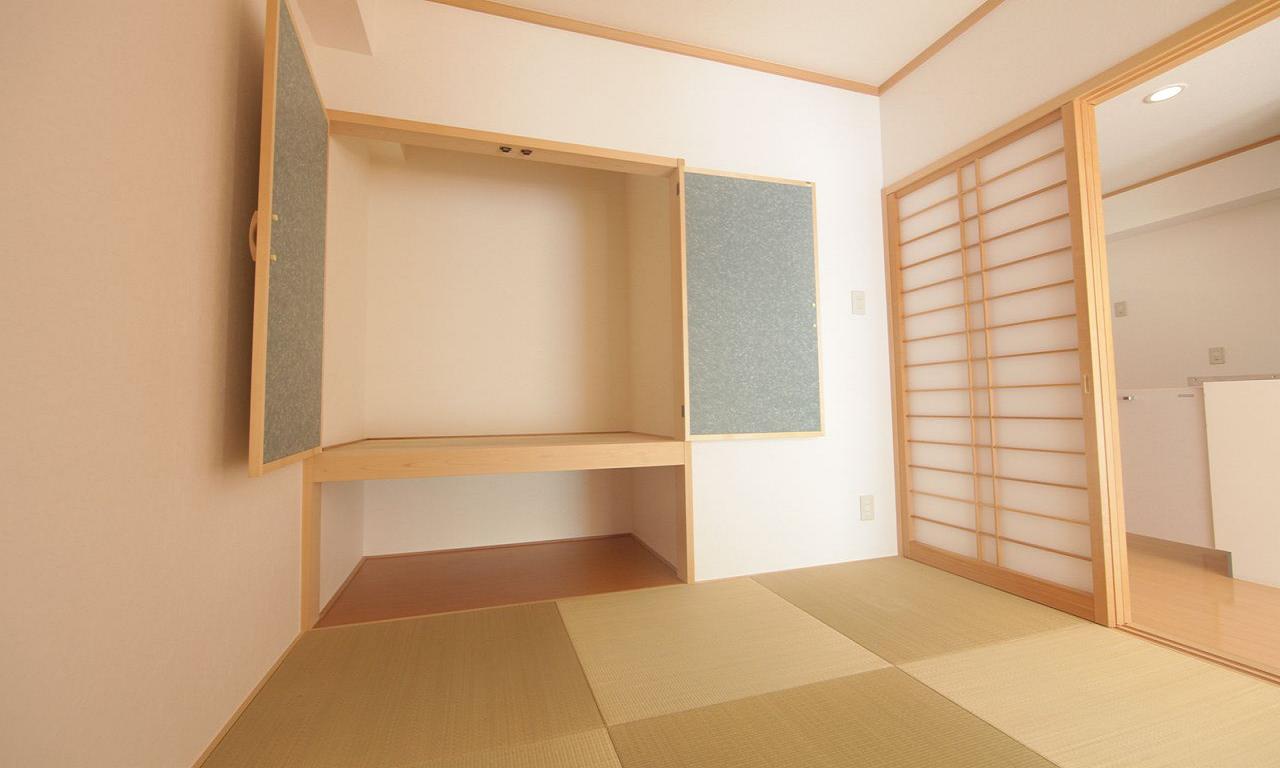 Other room space. Japanese-style room 4.5 Pledge Ryukyu tatami Storage rich have