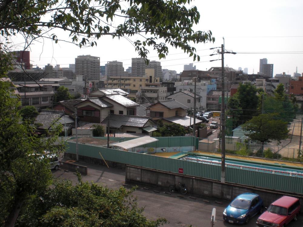 View photos from the dwelling unit. View from the site (August 2013) Shooting