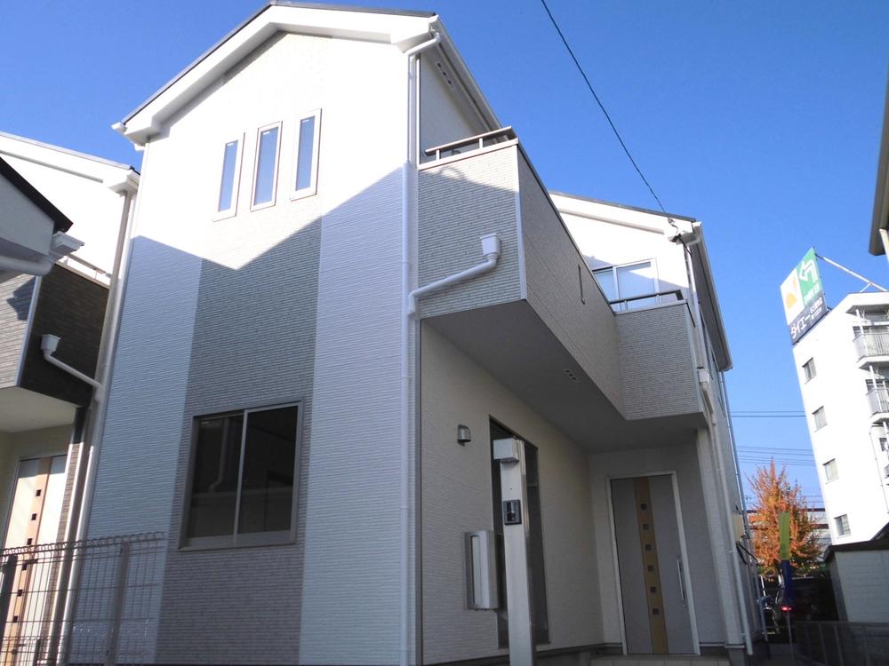 Local appearance photo. Building 2 (December 2013) Shooting