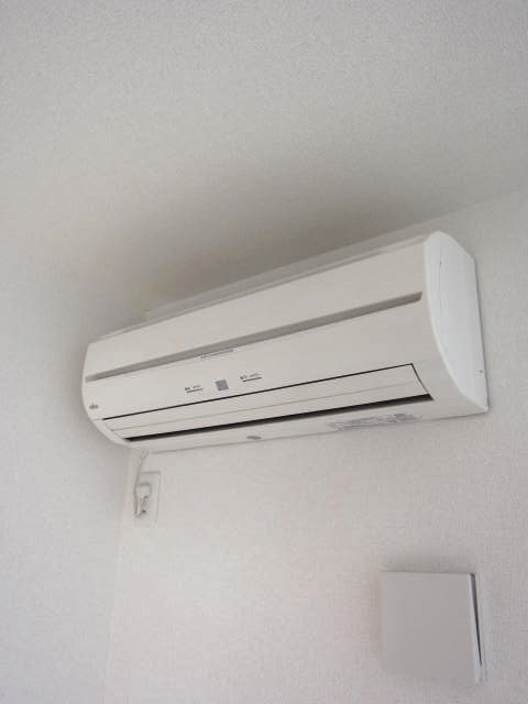 Other Equipment.  ☆ Air conditioning ☆