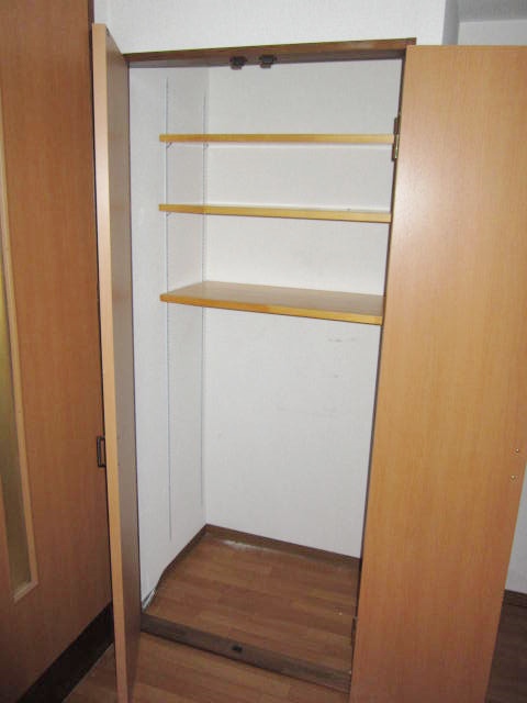 Receipt. closet