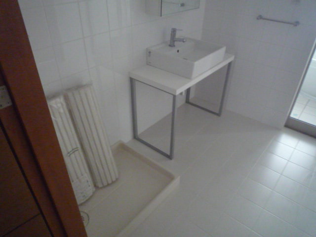 Washroom. Simple and modern powder room