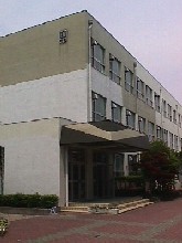 Junior high school. Symposium 920m until junior high school (junior high school)