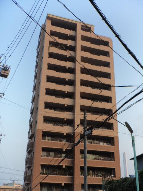 Local appearance photo. Local (11 May 2013) Shooting