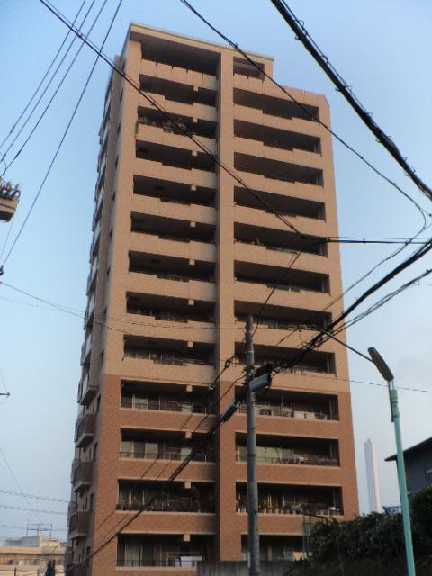 Local appearance photo. Local (11 May 2013) Shooting