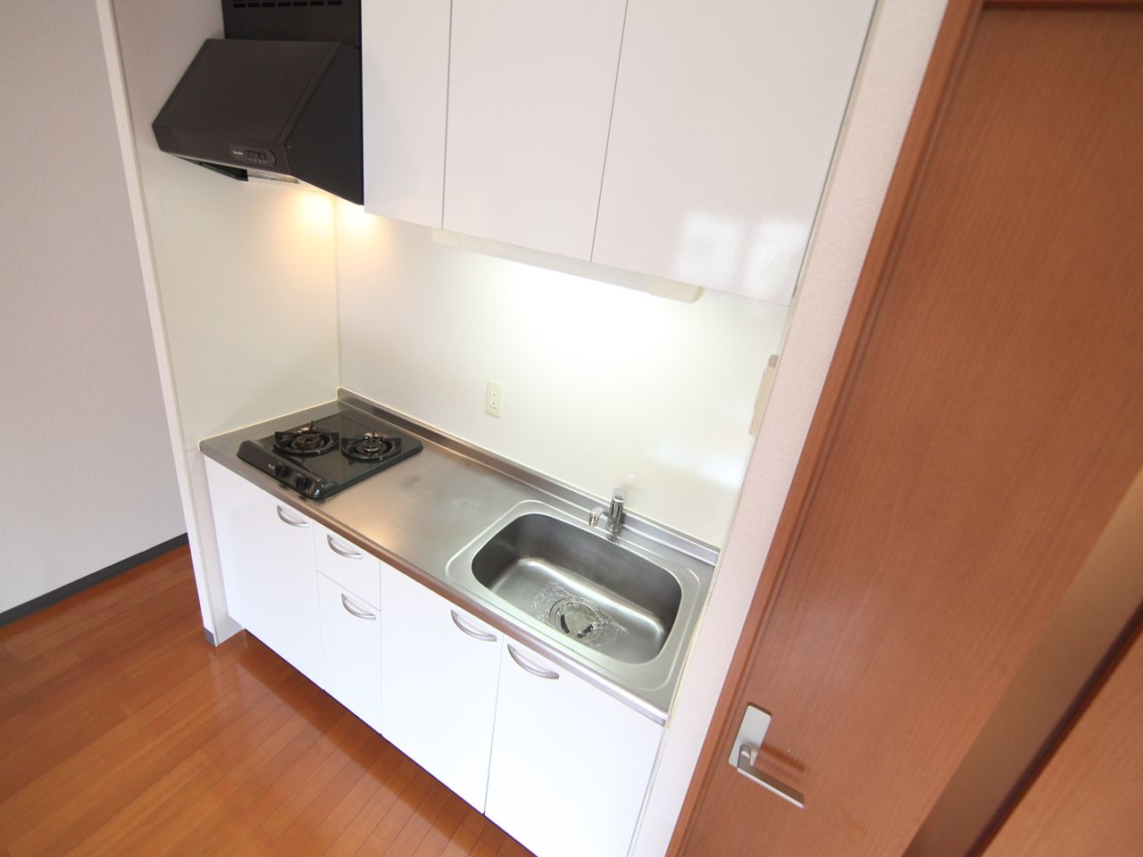 Kitchen. System kitchen (gas two-burner stove)