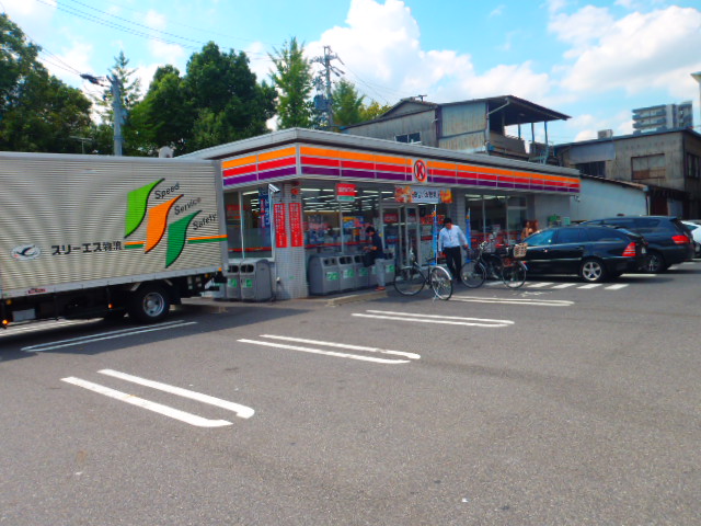 Convenience store. 134m to Circle K Kodeki Nishiten (convenience store)